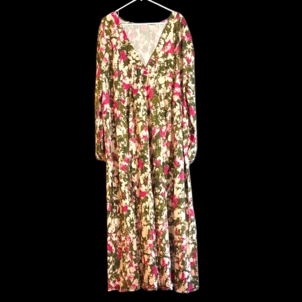 NWOT-Elegant Floral Long Sleeve Dress - Pink and Green